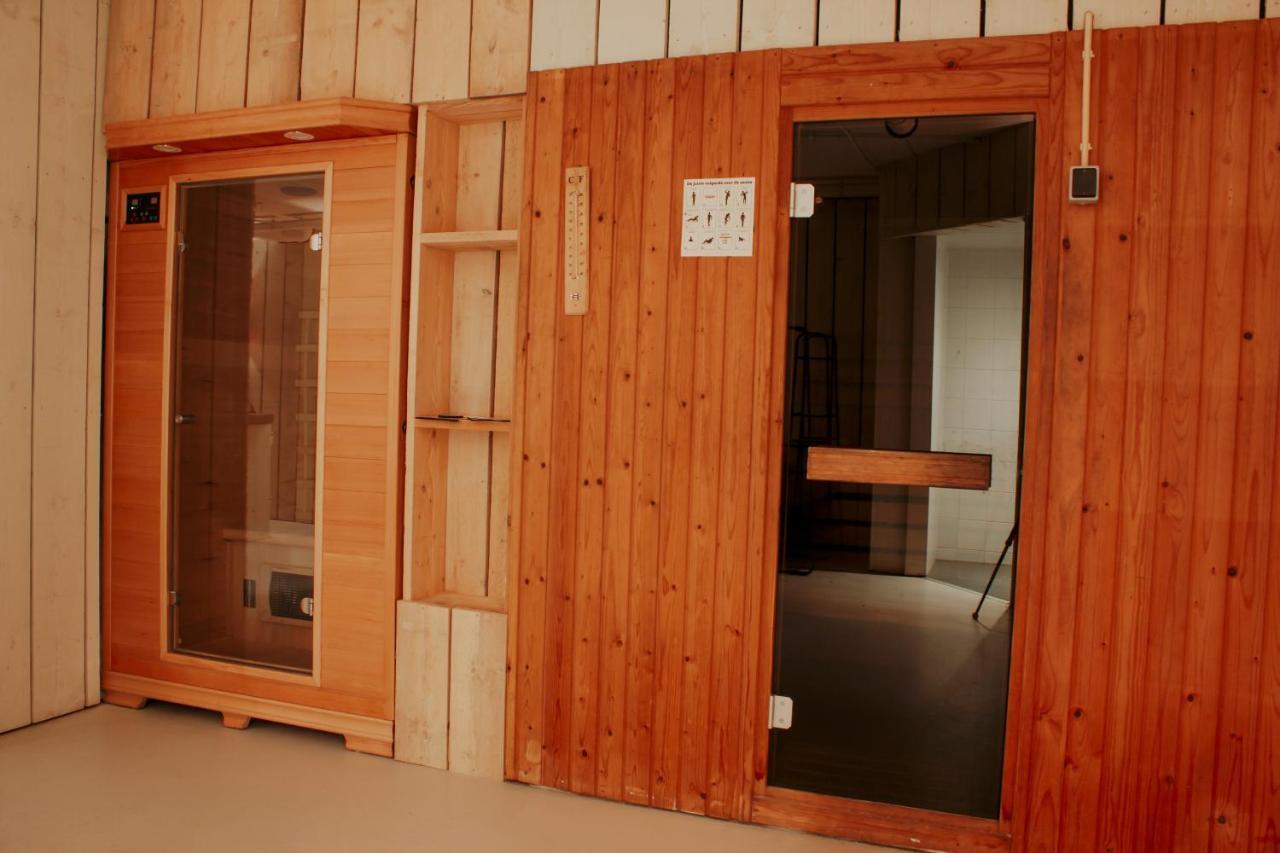 Luxus Familienvilla Mit Jacuzzi & Sauna 2 Tzummarum Екстериор снимка