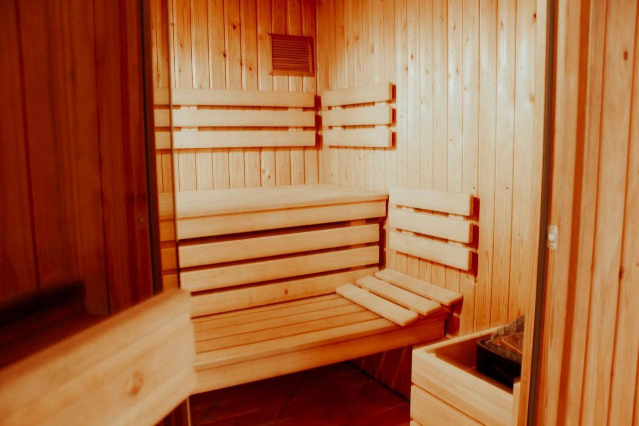 Luxus Familienvilla Mit Jacuzzi & Sauna 2 Tzummarum Екстериор снимка