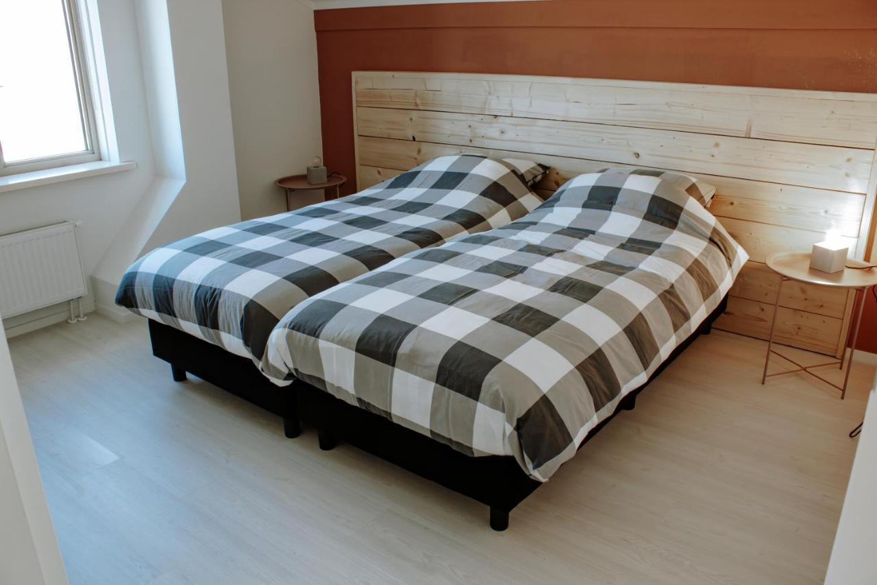 Luxus Familienvilla Mit Jacuzzi & Sauna 2 Tzummarum Екстериор снимка